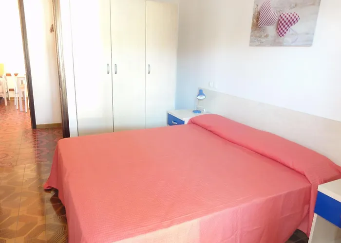 In A With Balcony Apartamento